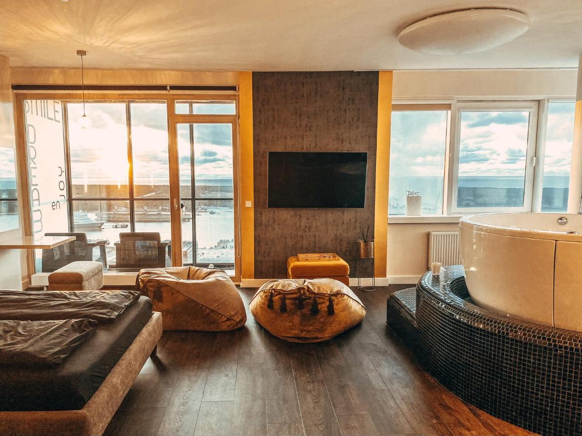 클라이페다 Sky Flat Jacuzzi 27 Floor 아파트 외부 사진